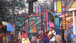 La Santa Cecilia - Strawberry Fields Forever (COVER)