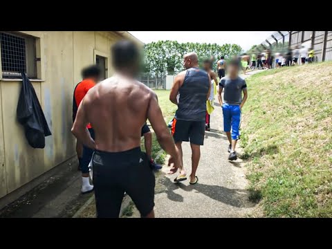 Quand on rentre en prison avec un caméra