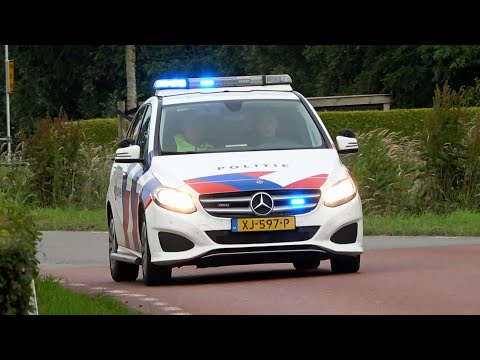 P 1, Politie Noodhulp B-Klasse Basisteam Noardeast Fryslân komt aan bij ongeval Hantumerwei Hantum