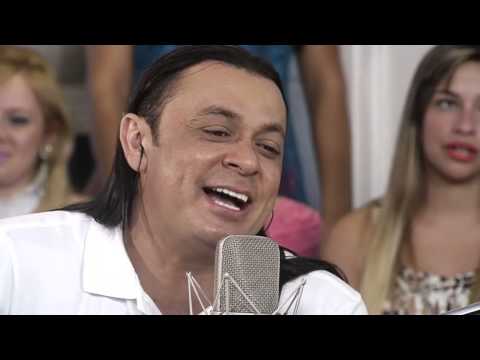 Frank Aguiar e amado batista.   Menininha meu amor