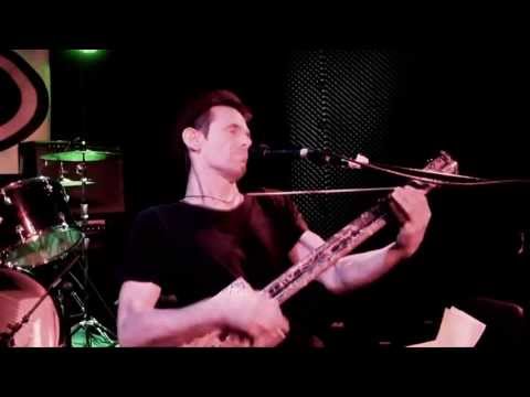 TODD CECIL FT. LUCAS MIRALPEIX - DUST MY BROOM - LIVE @ THE RUMBLE