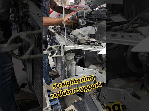 straightening radiator support #autotechnician #autobody #carrepairs #autorepair