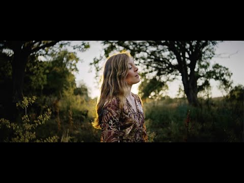 Jördis Tielsch - Call Out The Sun (Official Music Video)