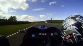 preview picture of video 'Westfield SEIGHT 4.6L V8 Knockhill 15 May 2010'