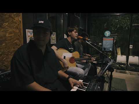 กอด - Clash / Cover / [Live] @Foresta cafe'
