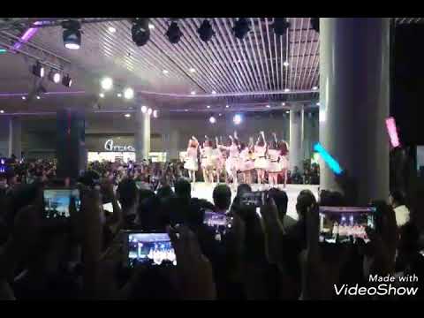 MBK CENTER COVER DANCE * BNK48