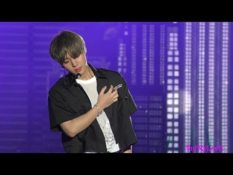 181117 HEC Concert - Beautiful Jihoon Focus