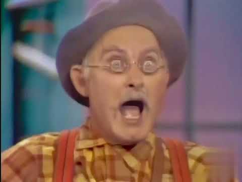 Grandpa Jones Breaks A String (FULL VIDEO)