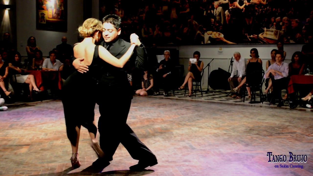 Noelia Hurtado & Carlos Espinoza en Tango Brujo - Salón Canning!!! 1/4