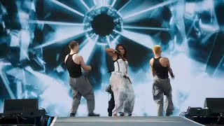 Download lagu MILLI - Mirror Mirror | She gets Han SKZ PC (Live Performance at Head in The Clouds 88rising 2025) mp3