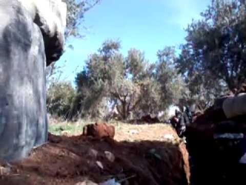 أصوات الاتشباكات أثناء اقتحام الحاجز الشمالي لبلدة عتمان في ريف درعا ضمن معركة جنيف حوران