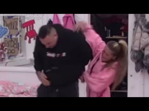 Car otkrio RANE RADOVE Dalile! ŠAMARALI SE, šutnula ga u međunožje