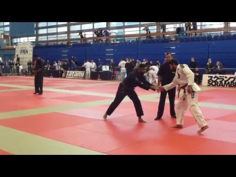 Omar Rashid vs Harman Bhamra - IBJJF London Winter Open 2016 - Brown Master 1 - Light