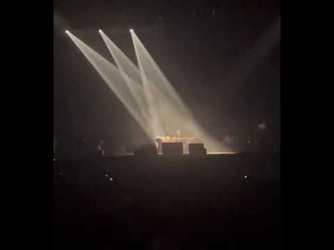 Videoclip de Chanteur Démodé — Saez