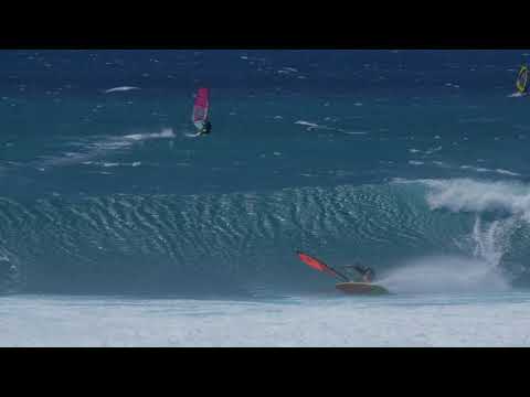 Top to bottom turns in windsurfing ( slow motion ) with  Ricardo Campello