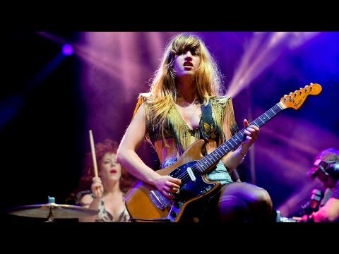 Deap Vally - End of the World at Reading Festival 2013