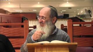 פסח | פיוט "דיינו": למה דווקא על יציאת מצרים? (פחד יצחק) – הרב אורי שרקי