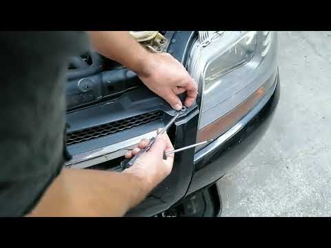 Chevrolet Aveo or Daewoo Kalos Front Grill Removal