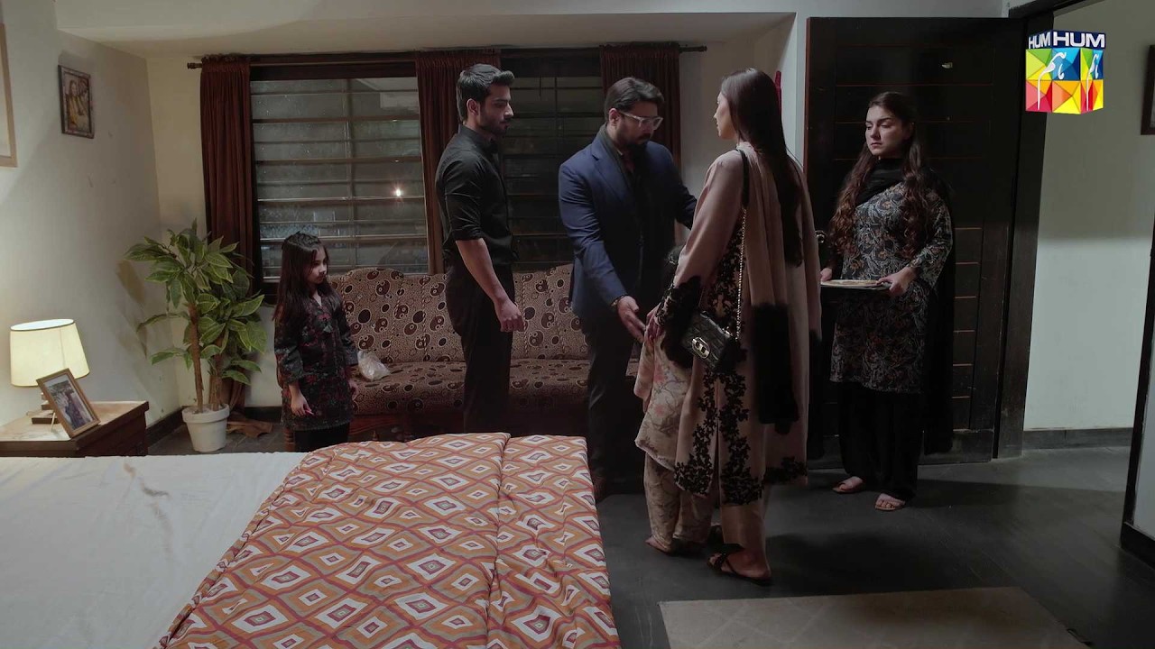 Chalo Ghatiya Admi Ke Munh Na Lago...! #deewar #sunitamarshal