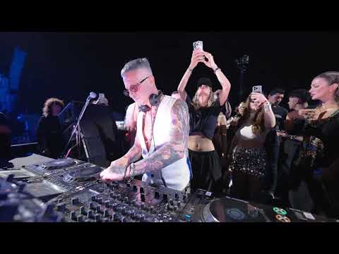 MoBlack at GIZA Pyramids for Zamna