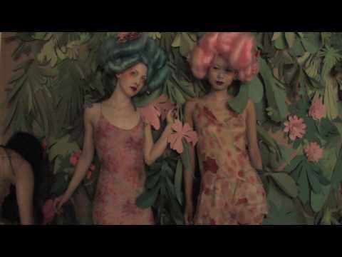 Elisa Palomino Featurette