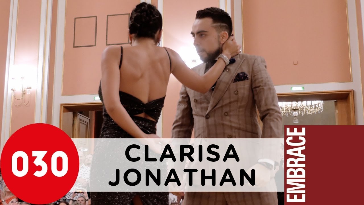 Clarisa Aragon and Jonathan Saavedra – Patético #ClarisayJonathan