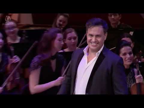 Rojo tango. Erwin Schrott & Tango en vivo with RNYSO in Tchaikovsky Hall Performance 31.10.2021