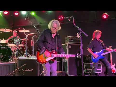 April Wine - Sign Of The Gypsy Queen (Lorence Hud) live at Blue Note, Harrison, OH 9/15/23