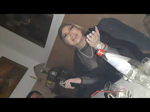 Vanja Mijatovic i Marina Radosavljevic - AKO TREBA LIVE