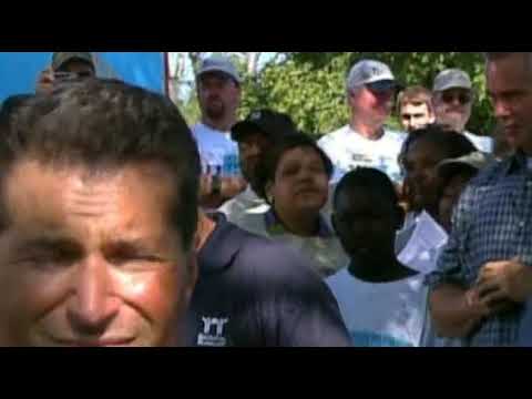 fahrenheit 9 11 2004   5f662b01d9a11