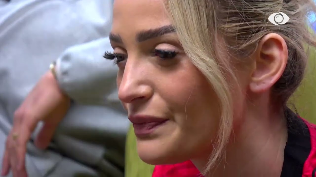 Rogerti-Selin: Me zor po pret që ti dhe Miri të bëni diçka jashtë që s’e bëni dot këtu brenda