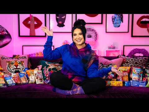 TRYING CRAZY SNACKS FROM AROUND THE WORLD!