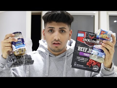 Wir testen die EKLIGSTEN PRODUKTE der Welt! 😂 | SKK