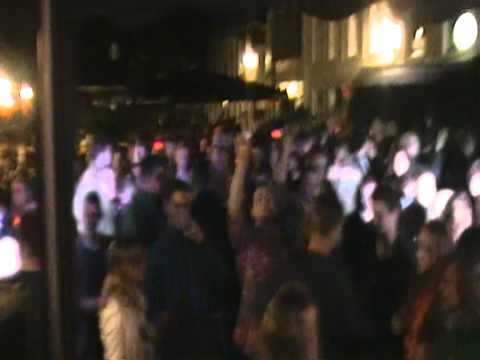 Roger Punario @ Queensnight Outdoor 2012