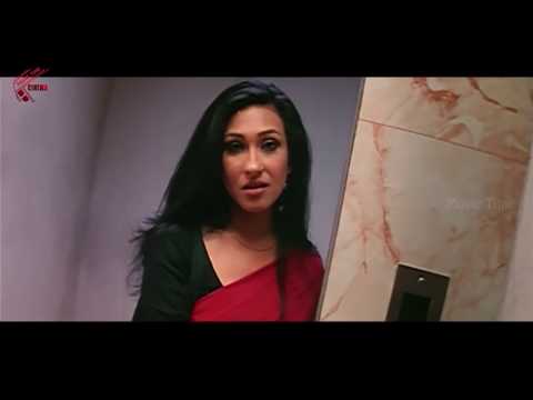 Randeep Hooda & Rituparna Sepguptha Love Scene || Ayanaki Aaiduguru Movie