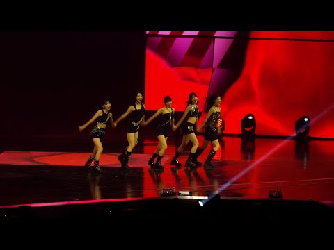 LE SSERAFIM (르세라핌) UNFORGIVEN (feat. Nile Rodgers) 2023 Weverse Con Festival 직캠 [4K 60P]