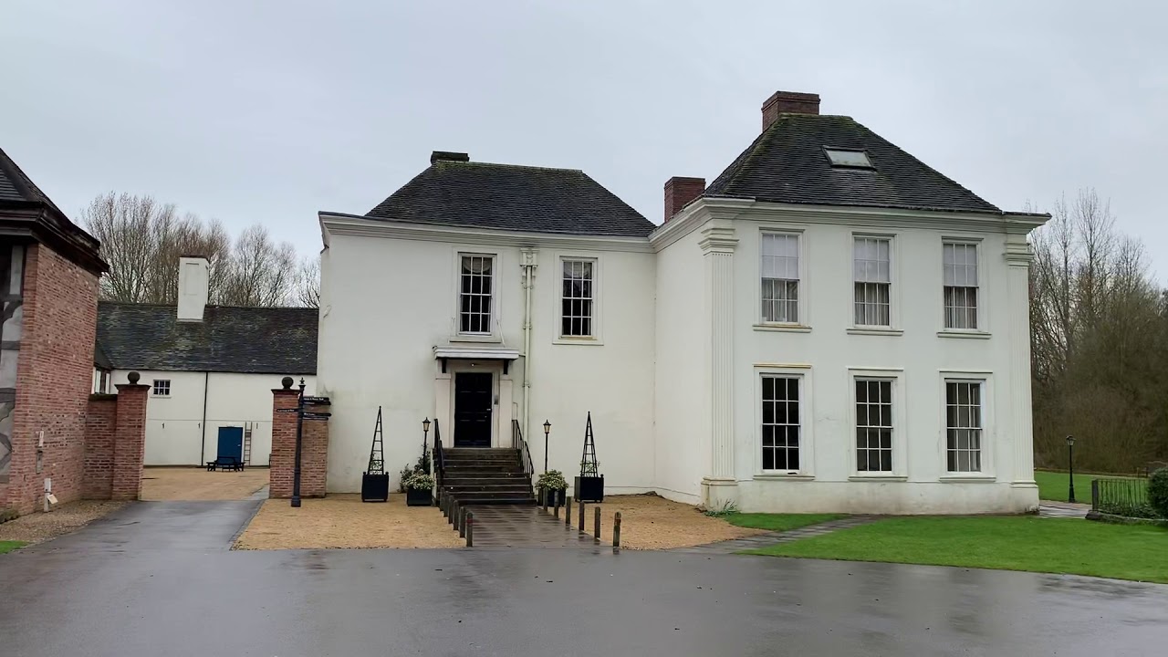 Tour of Middleton Hall & Gardens