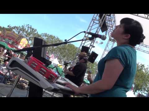 Consult Your Physician - Live at OC Fair (sparkle*jets u.k.)