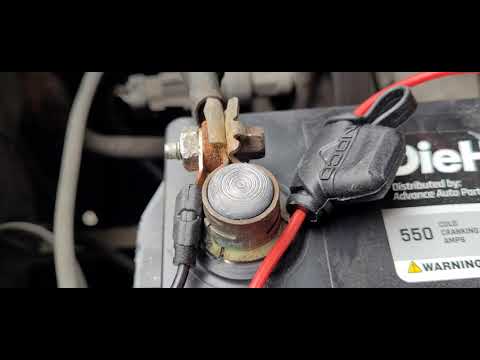 NOCO Genius1: Screwing Eyelets Permanently to Battery Terminal & Placement of Connector