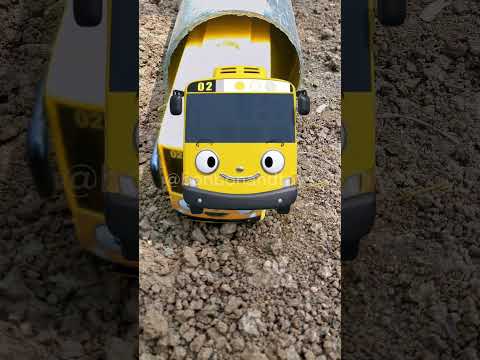 Menemukan Bus Lani Bersama  Bus Tayo, Bus Gani dan Bus Rogi di Dalam Terowongan