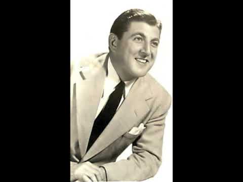 Don't Let Julia Fool Ya (1941) - Tony Pastor