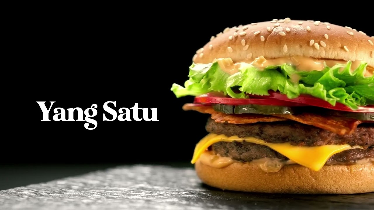 Still from the A&W Mozza Burger commercial