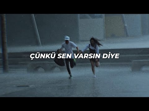 Y&uuml;zy&uuml;zeyken Konuşuruz - Sen Varsın Diye / S&ouml;zleri (Lyrics)