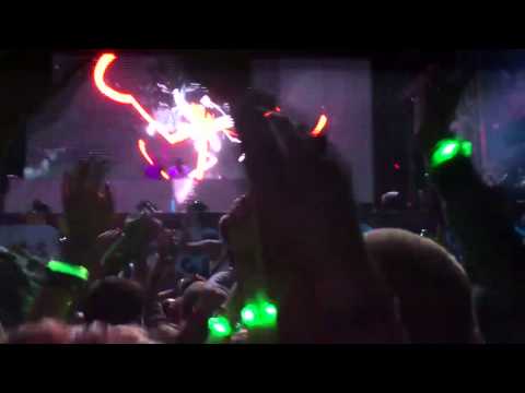 Afrojack b2b Quintino - EXIT 2014