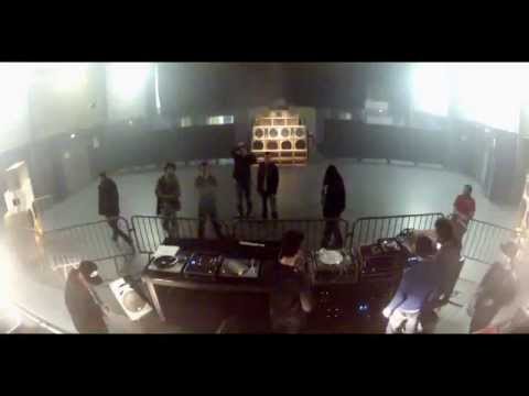 - DUBKASM - Victory - feat. SOLO BANTON & GORGON SOUND meet YARDIES HIFI - La Vapeur / Dijon