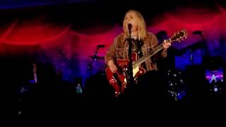Wild and Lonely - Melissa Etheridge (Live in HD with Lyrics) 2019