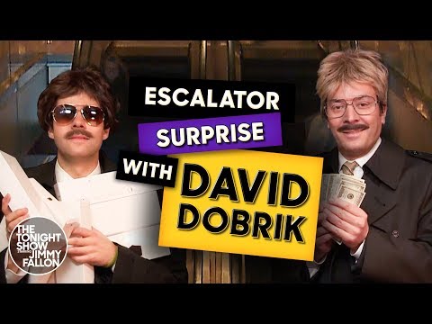 デビッド・ドブリクとジミーが100ドル札とiPadで人々を驚かせる (David Dobrik and Jimmy Surprising People with $100 Bills and iPads)