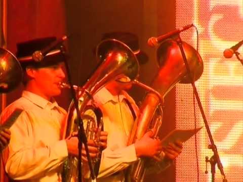 Slavonski trubači - 'Evo banke cigane moj' & 'Nema ljepše djevojke'