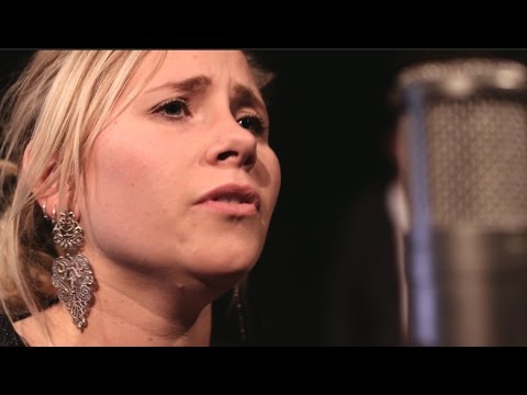 River - Joni Mitchell (Cover by Erin Kay)
