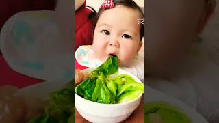 Download lagu cute baby lucu makan sayur lahap banget #bayilucu #makansayur #bayimakansayur mp3